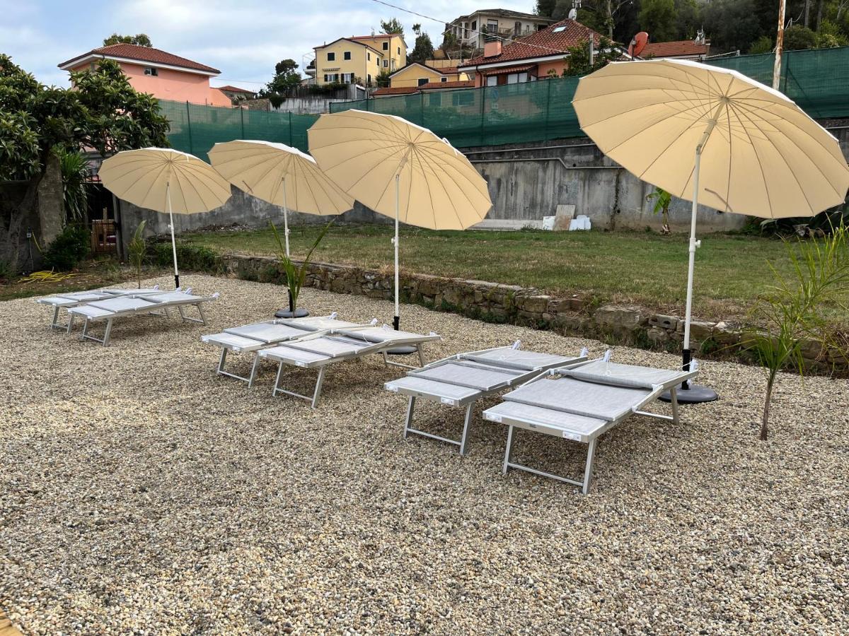 Il Gattino Di Porto - Apt 6 - Monolocale Terrazzo Piscina Imperia Buitenkant foto
